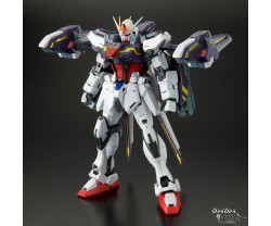 [IN STOCK] Mobile Suit Gundam MG 1/100 Lightning Strike Gundam Ver. RM